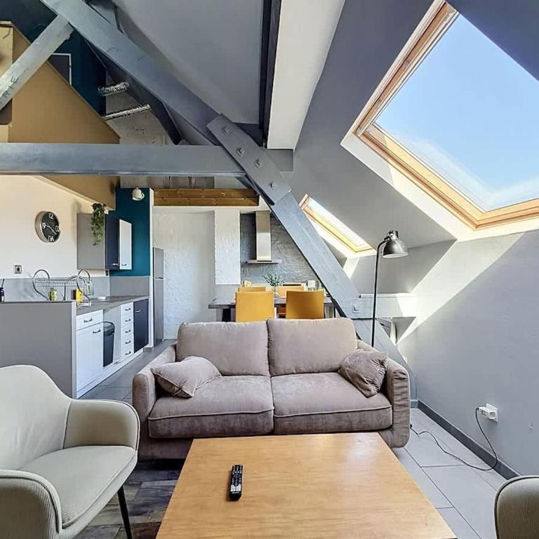 Le Duplex Caractere - 2 CH & Centre ville - Appartement - 11