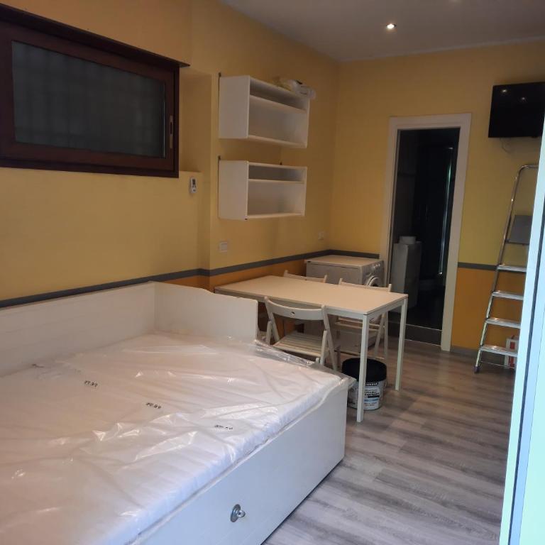 Studio apartment 150 meter from Metro B - Studio - 4