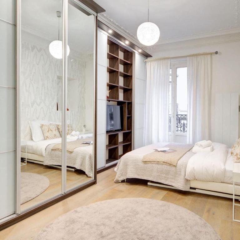 BnBNova - Arc de Triomphe & Théâtre Marigny - Apartment - 15