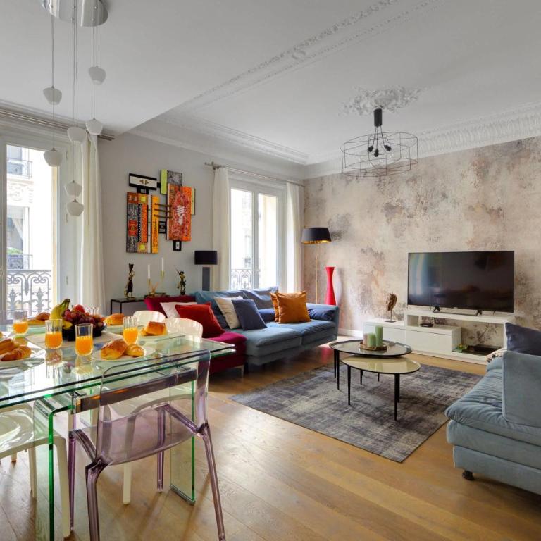 BnBNova - Arc de Triomphe & Théâtre Marigny - Apartment - 7