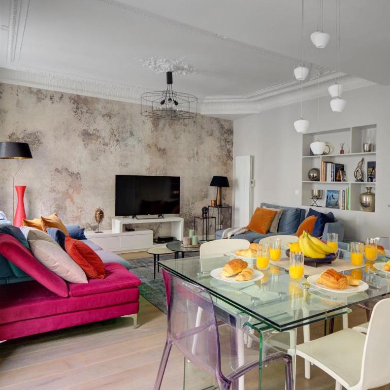 BnBNova - Arc de Triomphe & Théâtre Marigny - Apartment - 10