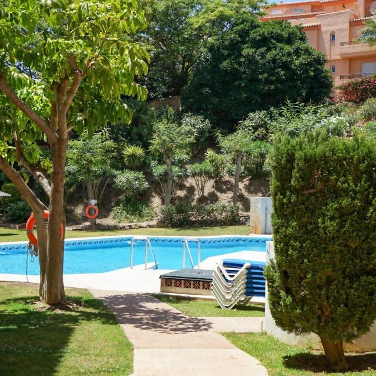Bright & quiet 2bedroom with large terrace & pool - Apartamento de 2 dormitorios - 20