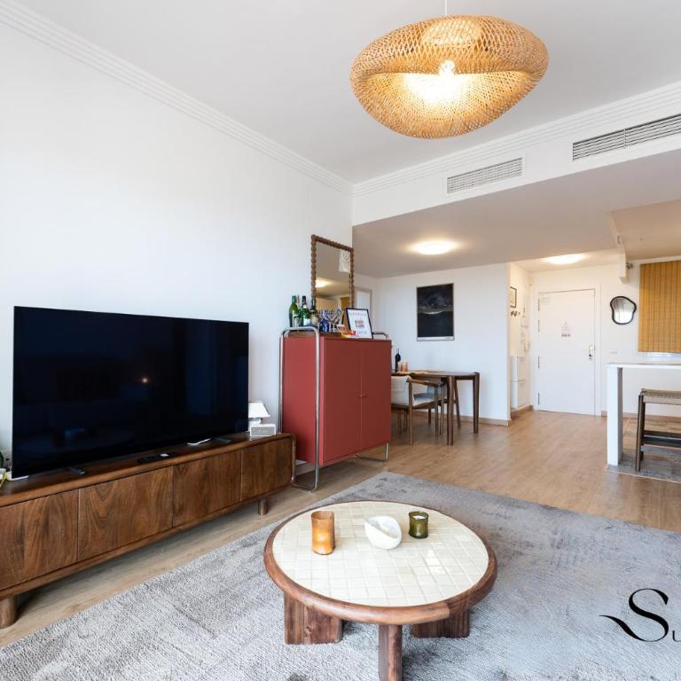 Relaxing Sea View Escape in Calahonda REF904 - Two-Bedroom Apartment with Ocean View - 11