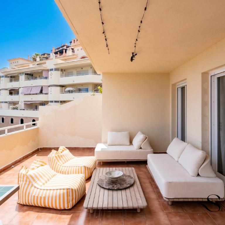 Relaxing Sea View Escape in Calahonda REF904 - Two-Bedroom Apartment with Ocean View - 7