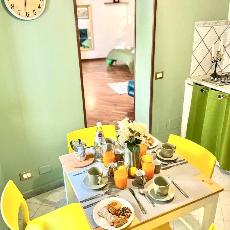 Cozy apartment in the heart of the city center - Casa - 17