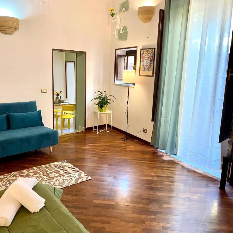 Cozy apartment in the heart of the city center - Casa - 31