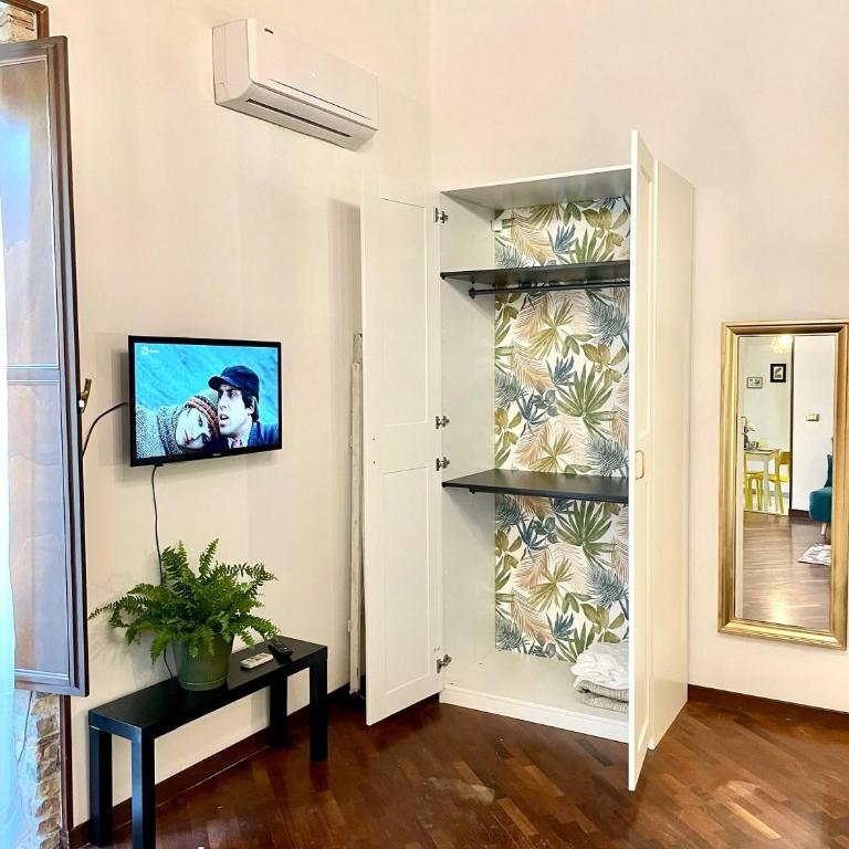 Cozy apartment in the heart of the city center - Casa - 43
