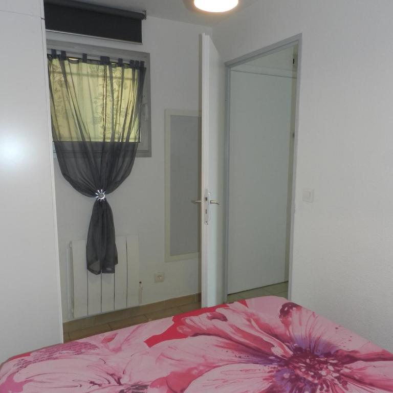 Charmant appartement climatisé 4 Personnes, piscine & parking - Apartment mit 1 Schlafzimmer - 13