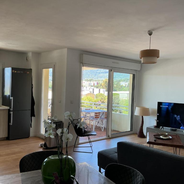 T3 à Ajaccio - 2 chambres avec terrasse et parking gratuit proche du centre ville et des plages - Apartment mit 2 Schlafzimmern - 20
