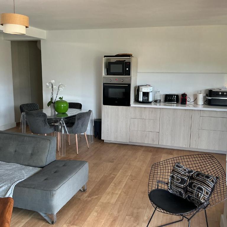 T3 à Ajaccio - 2 chambres avec terrasse et parking gratuit proche du centre ville et des plages - Apartment mit 2 Schlafzimmern - 14