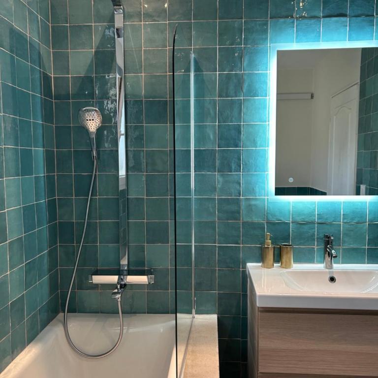 Chambre Villa piscine - Double Room with Private Bathroom - 4