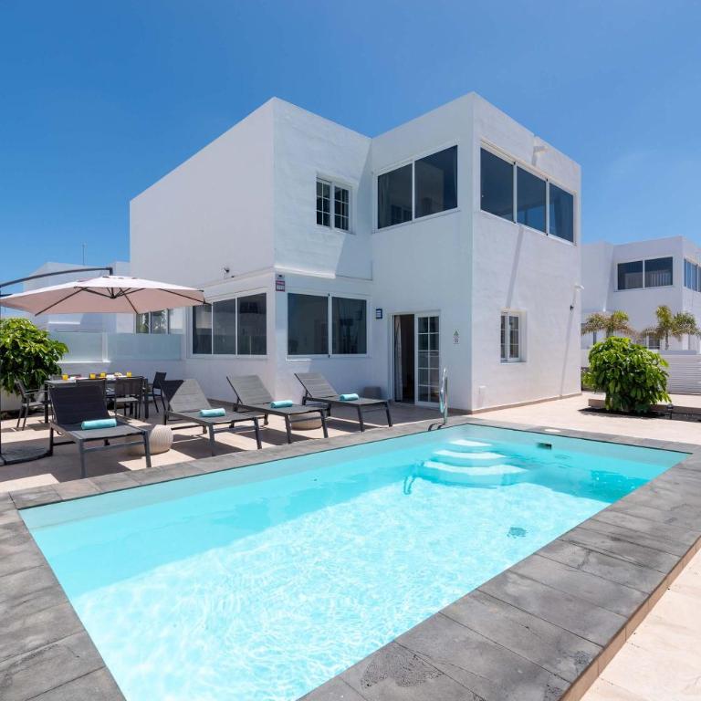 Villa Amaia by Villas Now Ltd - Villa - 16