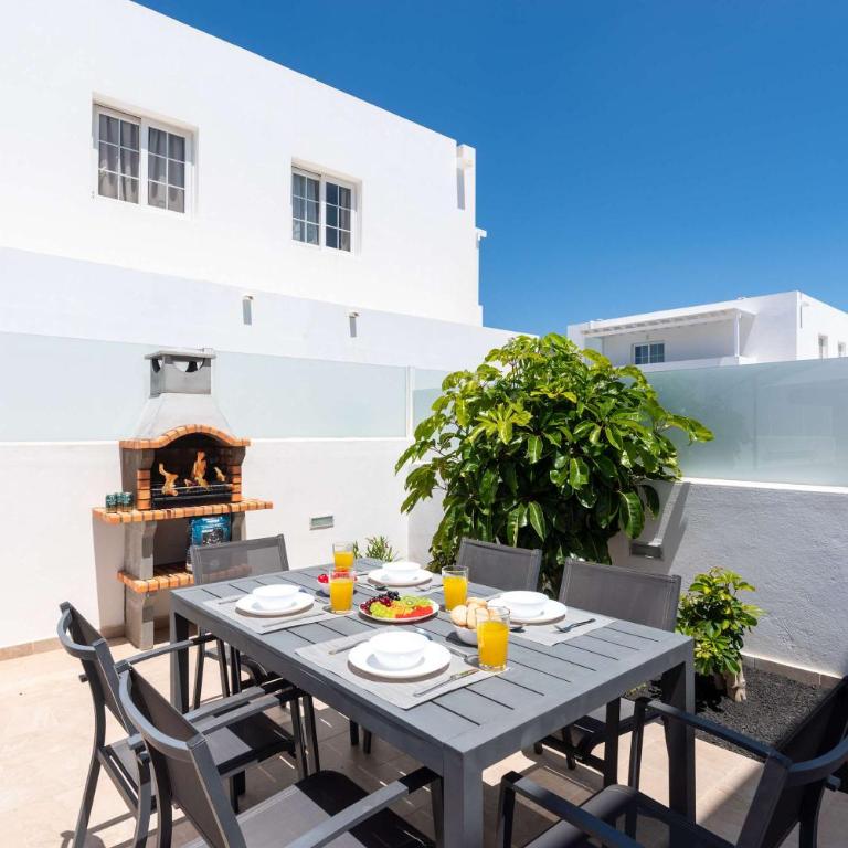 Villa Amaia by Villas Now Ltd - Villa - 20