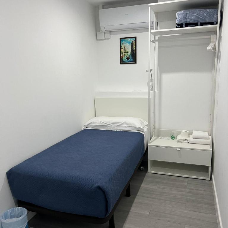 Hostel Hock Residences - Habitación Individual con baño compartido - 3