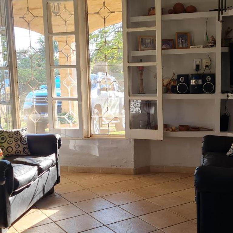 Casa frente al río con piscina - Two-Bedroom House - 19
