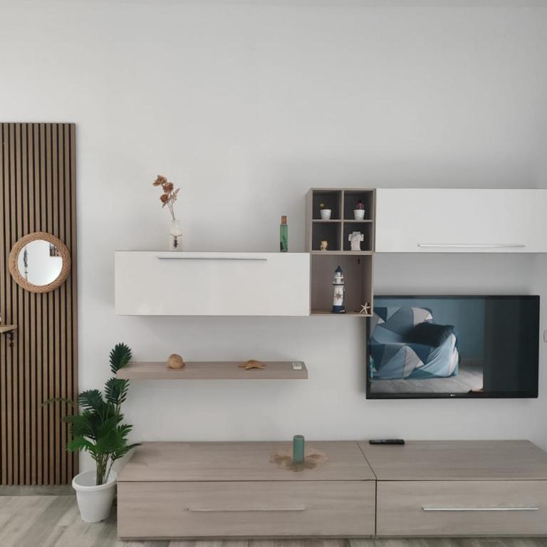 La Stella del Mare - Apartment mit 1 Schlafzimmer, Balkon und Bergblick - 10