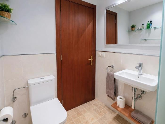 Exclusiva Villa Piscina Climatizada mas Apartamento - Villa - 47