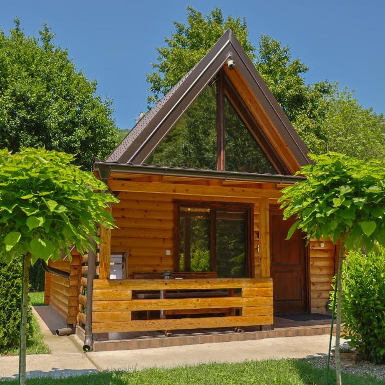 Sicevacka Bajka log cabin in a nature park - Room #1183962101 - 26