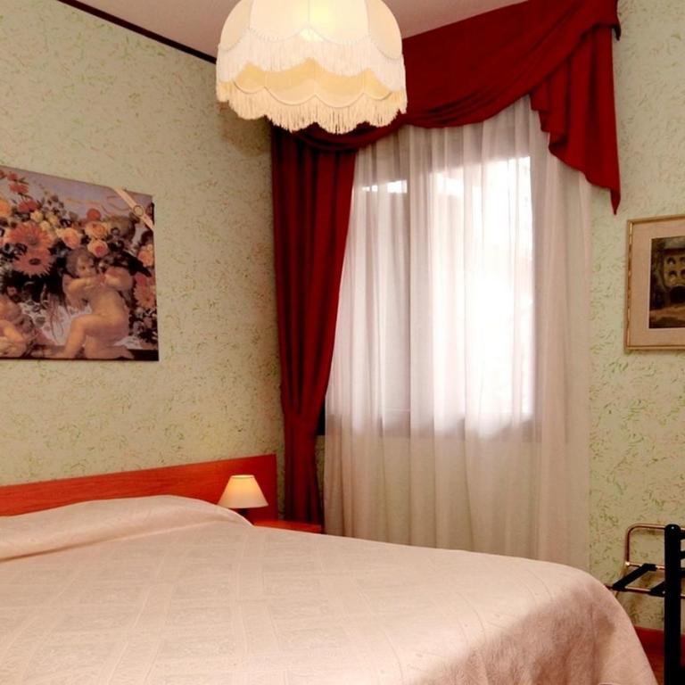 Hotel Benaco - Camera Singola Economy - 1