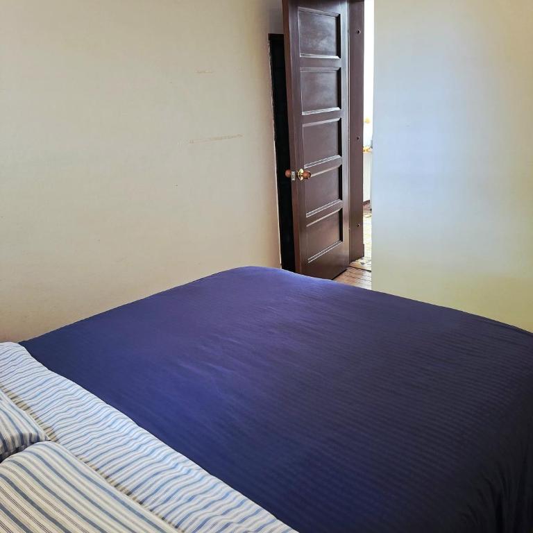 Casa Muntú - La Candelaria - Habitación con cama grande - 5