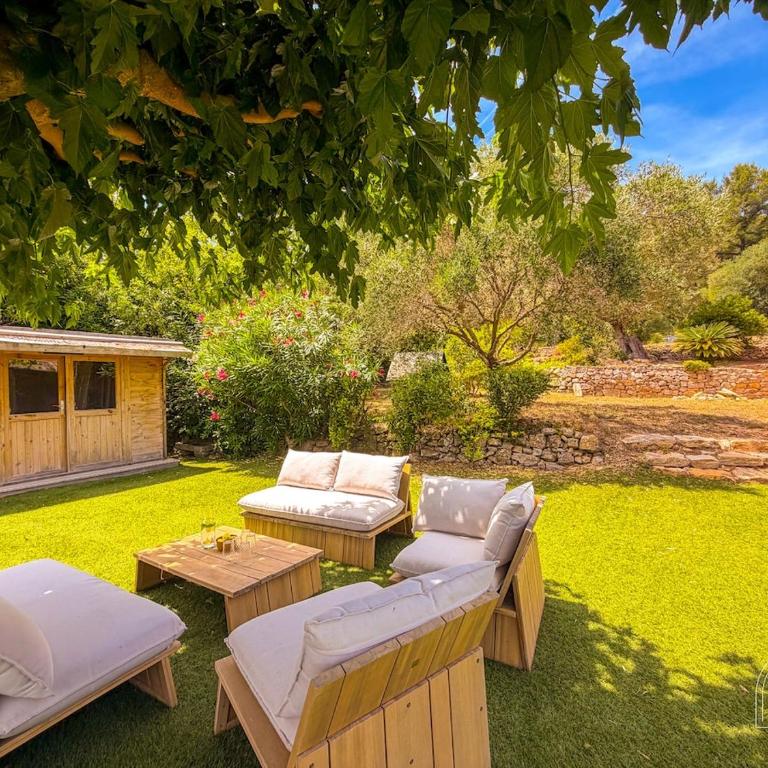 Villa climatisée avec piscine à Sanary-sur-Mer - Four-Bedroom Vacation Home - 48