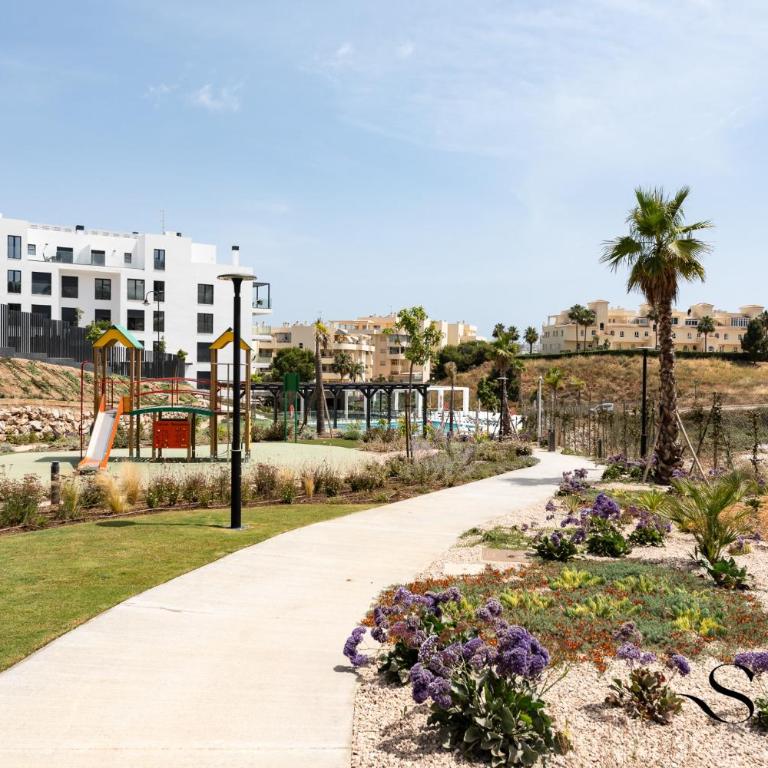 Peaceful Getaway Near Beach & Golf REF076 - Two-Bedroom Deluxe Apartment with Ocean View - 38