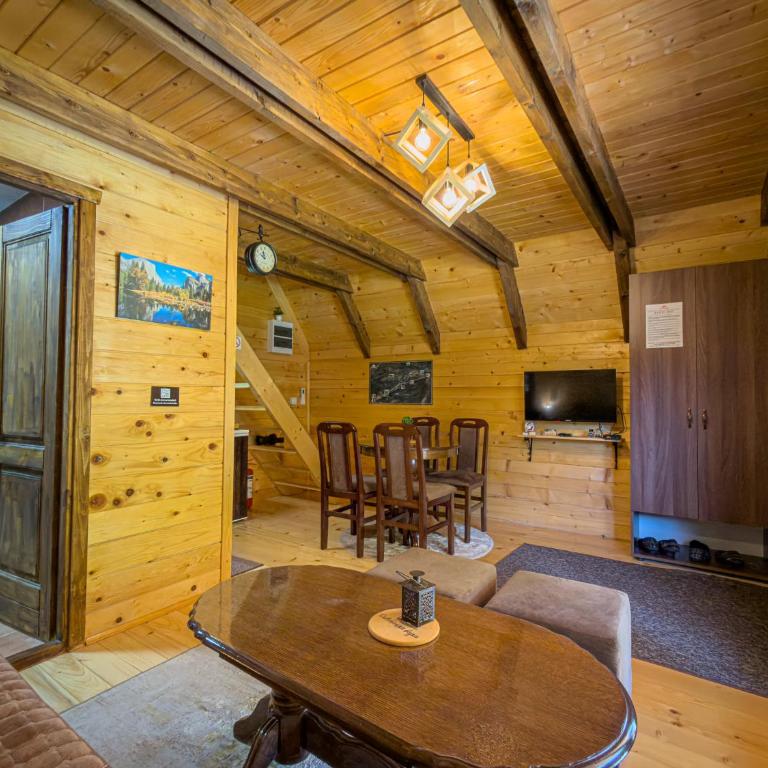 Sicevacka Bajka log cabin in a nature park - Room #1183962101 - 65