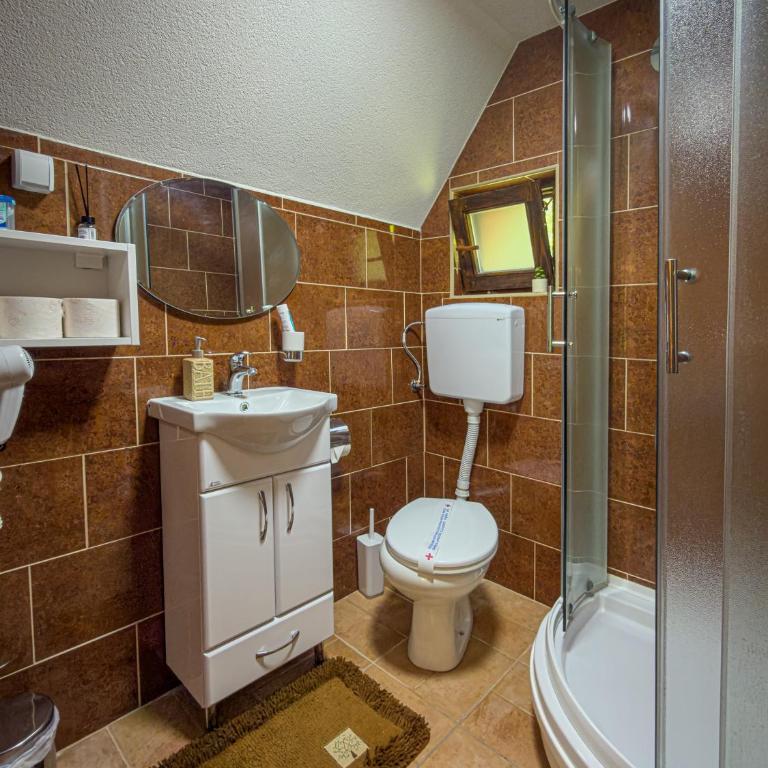 Sicevacka Bajka log cabin in a nature park - Room #1183962101 - 70