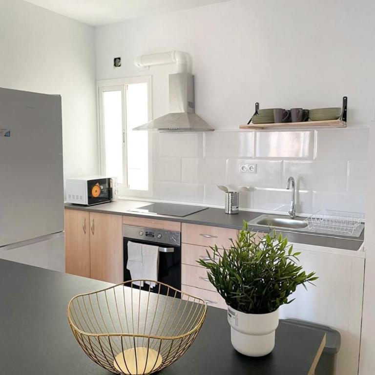 Bilbao Zapillo Apartment, Almería - Three-Bedroom Apartment - 16