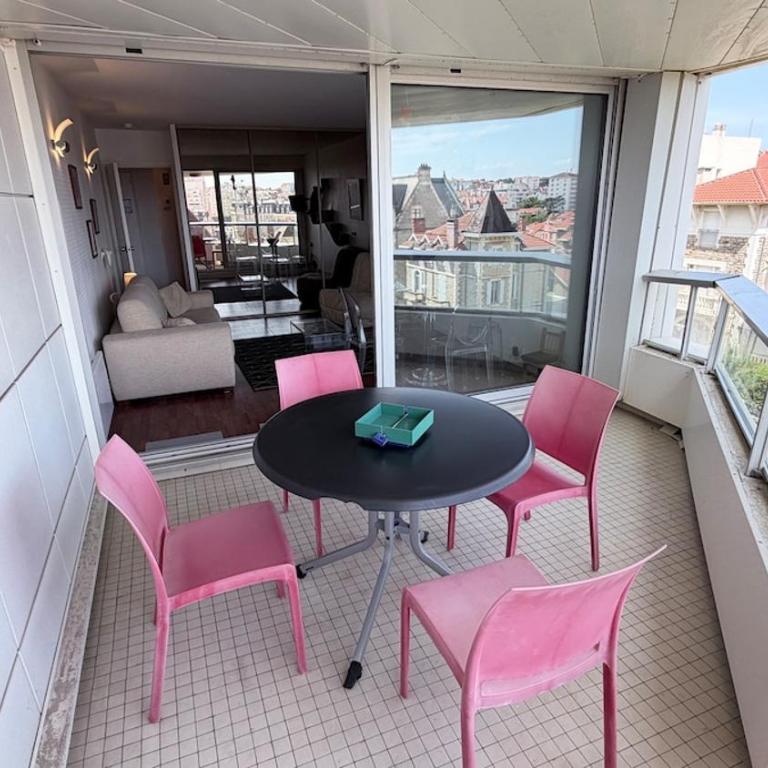 Biarritz, waterfront - Two-Bedroom Apartment - 6