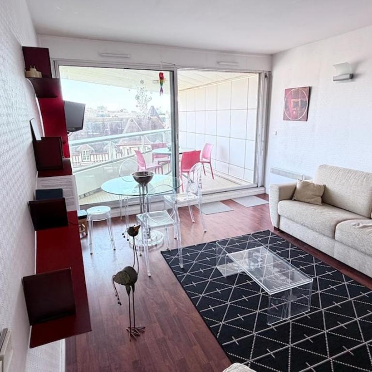 Biarritz, waterfront - Two-Bedroom Apartment - 17