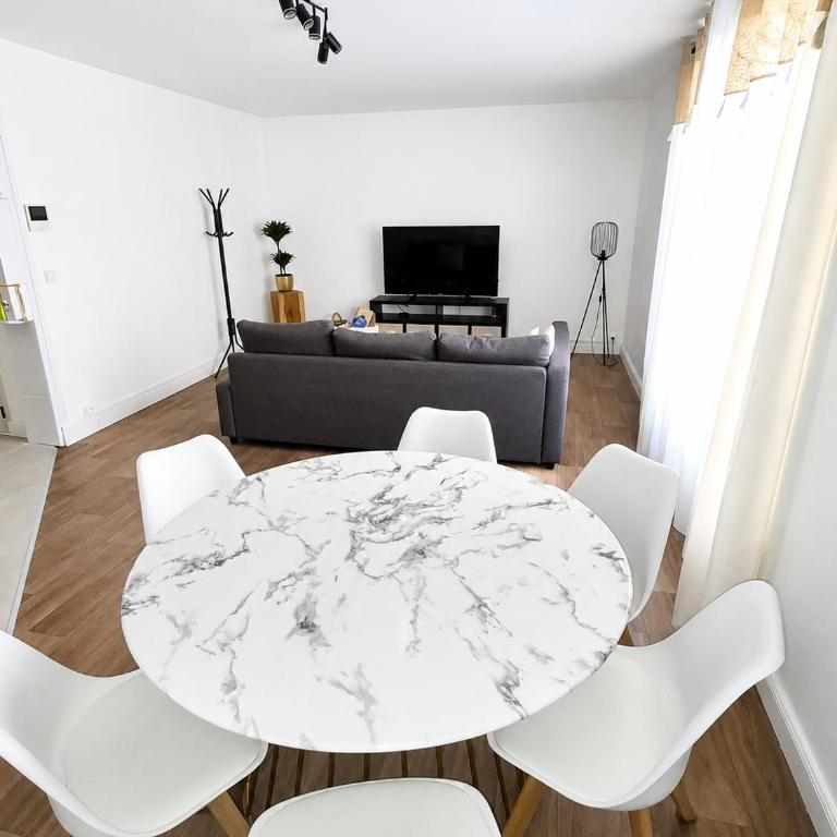 Loustalot - Appartement lumineux 3 chambres - Parking Gratuit - Appartement 3 Chambres - 14