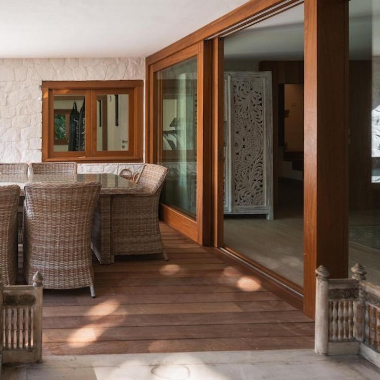 Fully renovated house in the city with a warm pool - Apartamento - 60