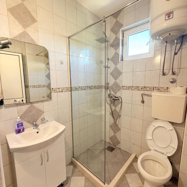 Apartmani PERICIC SUTOMORE NEW HOUSE - Studio Familial - 1