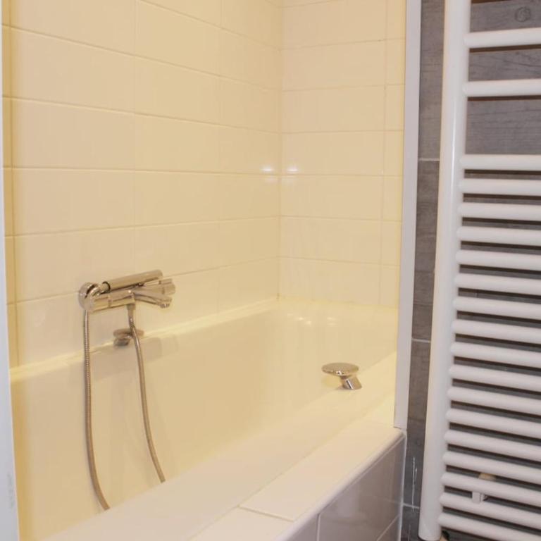 Le Jane : Centre ville, Garage, Balcon - Apartment mit 3 Schlafzimmern - 7