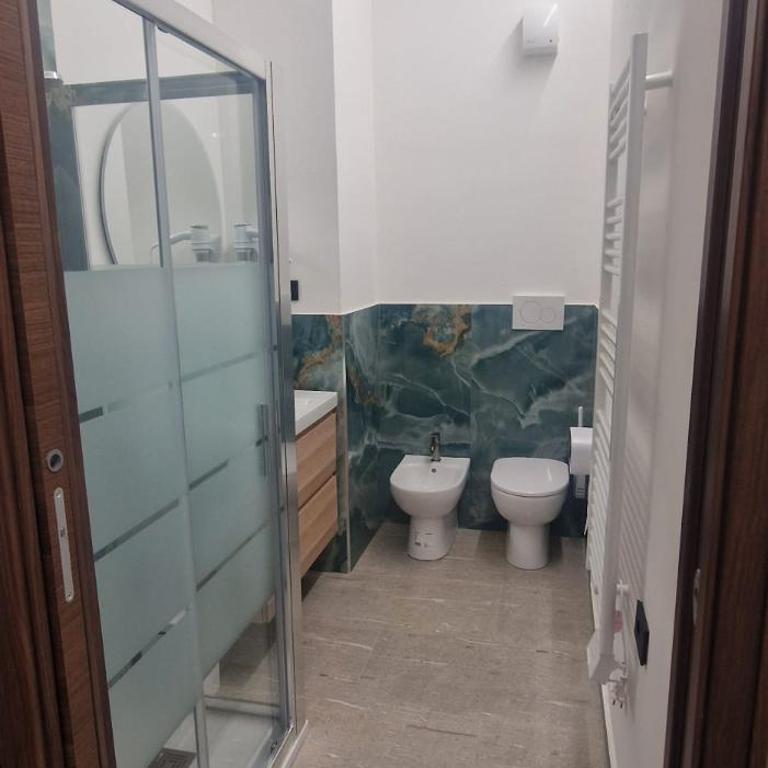 Damhomeitaly - Appartamento Deluxe con 2 Camere da Letto e Balcone - 3