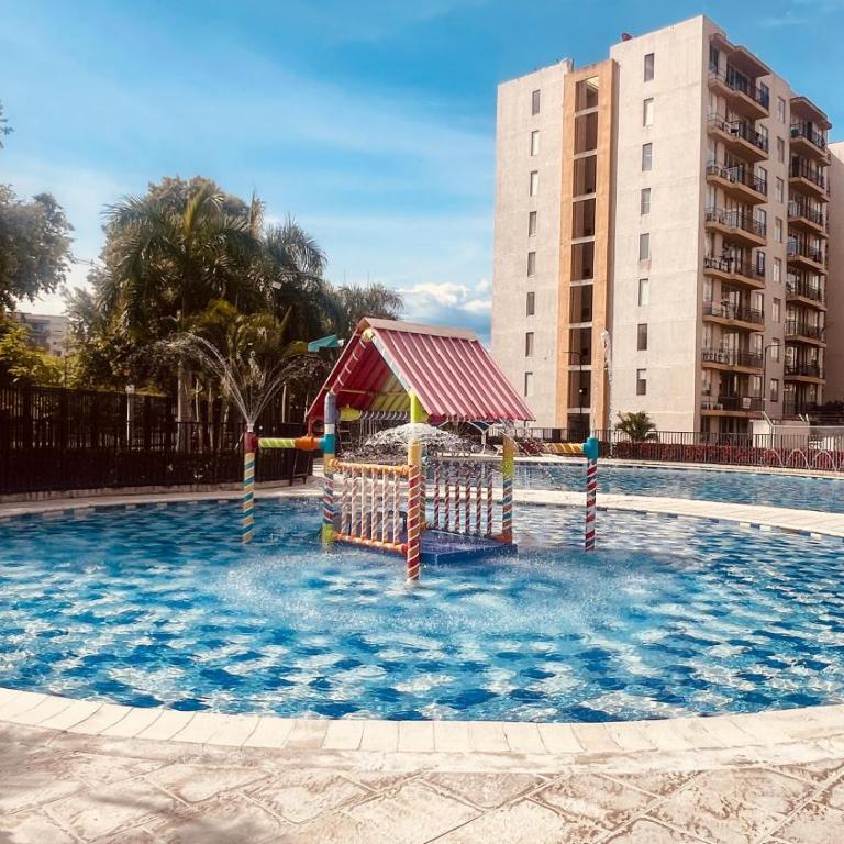 Apto en conjunto cerrado con piscina. - Two-Bedroom Apartment - 12