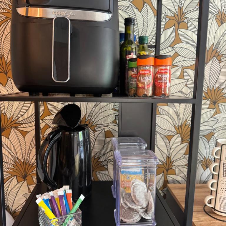 Petit Cocon des Rives Proche Stanislas-terrasse & parking gratuit - Apartment mit 1 Schlafzimmer - 5