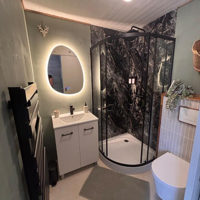 Le Nid Secret - Appartement avec balnéothérapie - Appartement 1 Chambre avec Baignoire Spa - 12