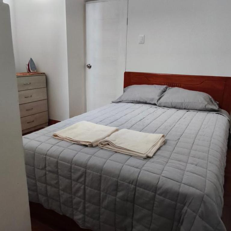 Departamemto acogedor y moderno - Three-Bedroom Apartment - 10