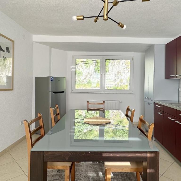 Layal Residence Exclusive 3 Floor House - Three-Bedroom House - 12