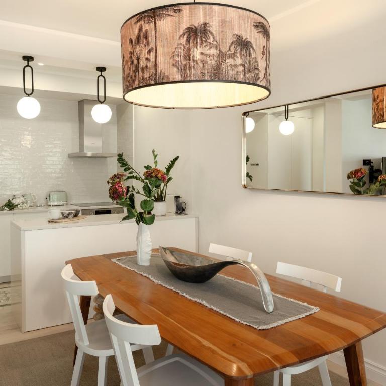 Luxurious Bohemian Residence with Pool - Apartman sa 2 Spavaće Sobe, Terasom i Pogledom na More - 3