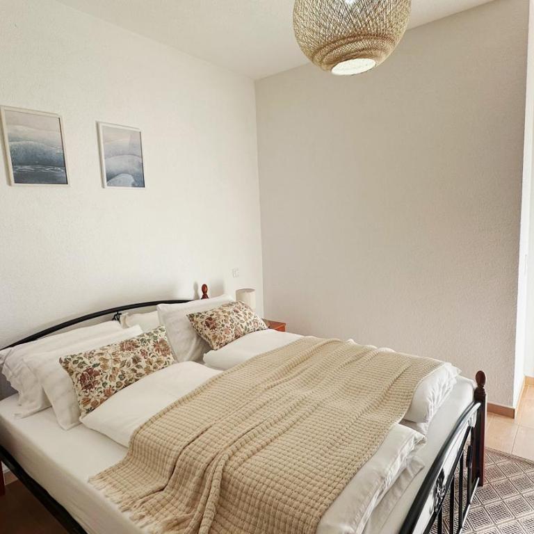 Layal Residence Exclusive 3 Floor House - Three-Bedroom House - 23