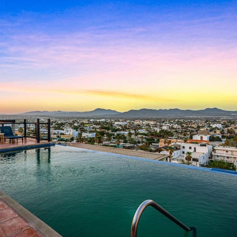 Morgan Residences 607 @ Boutique Hotel with Pool, Gym & Spa - Ferienhaus - 1