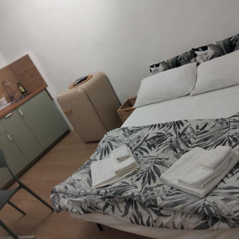 La casetta di Tommy e Vitto in pieno centro a Sanremo bilocale 4 posti letto - Appartamento con 1 Camera da Letto - 4