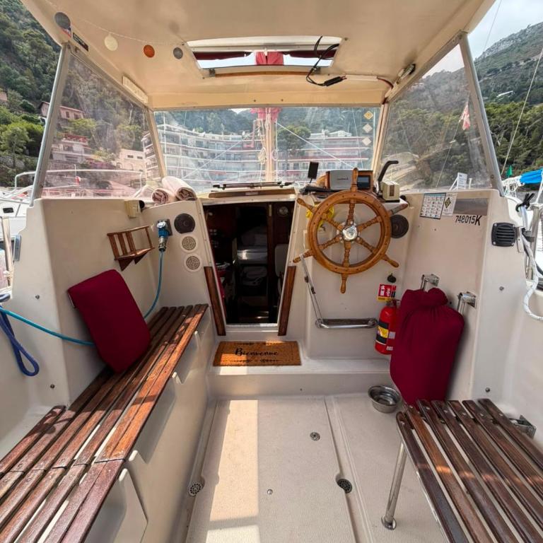 Nuit insolite à bord d'un voilier - Mobile Home - 8