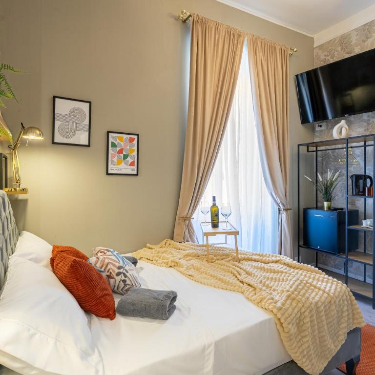 Luxury Stay in Heart of Rome Walk to Colosseum - Appartement 2 Chambres - 15