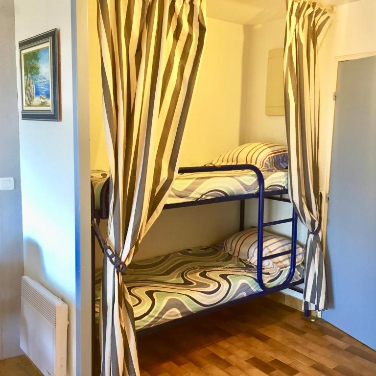 Appartement face à mer, Bormes-les-Mimosas, Plage de La Favière - Appartement 2 Chambres - 16