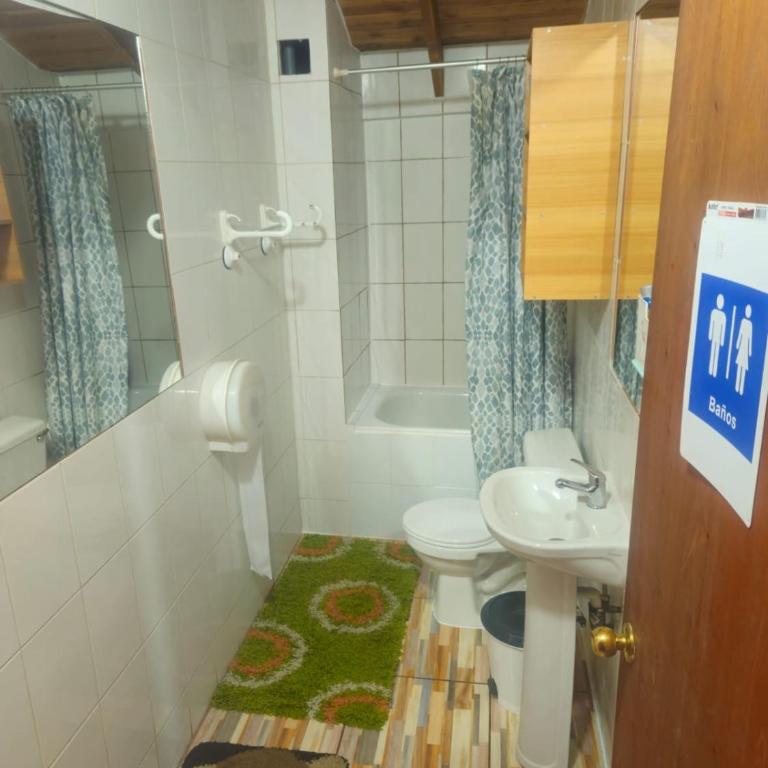 Hostal Maitahue - Quadruple Room with Private Bathroom - 4