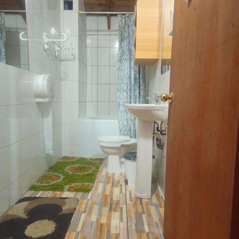 Hostal Maitahue - Quadruple Room with Private Bathroom - 5